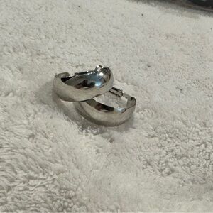Fashion Jewelry Silver Hoop Earrings